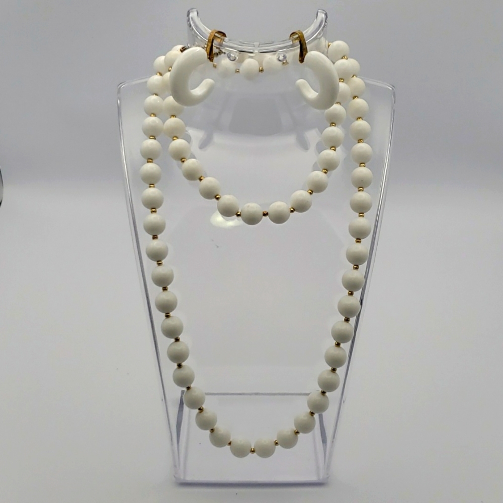 White beaded necklace & clip earrings